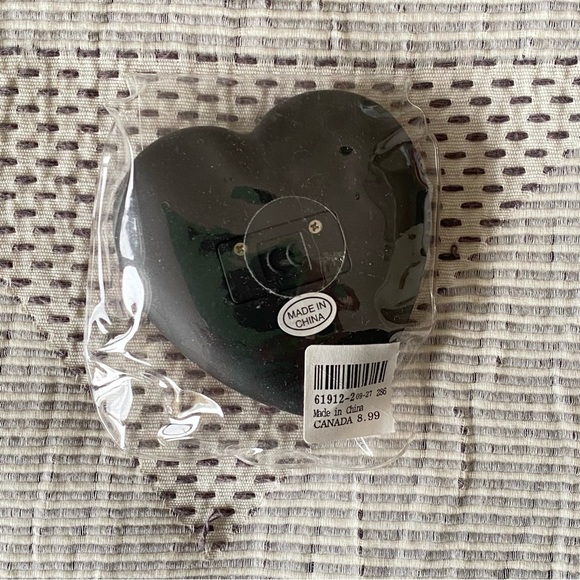 Claire’s mini heart shaped calculator 💙 - Picture 3 of 4